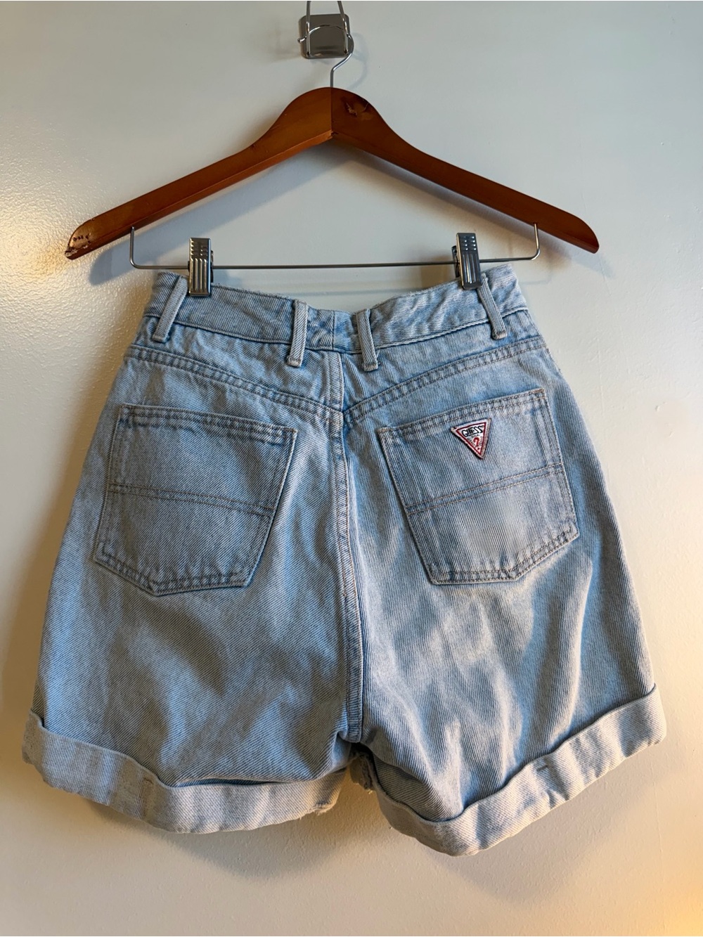 Guess? Vintage Light Wash Denim High-Rise Shorts rolled cuff 24
